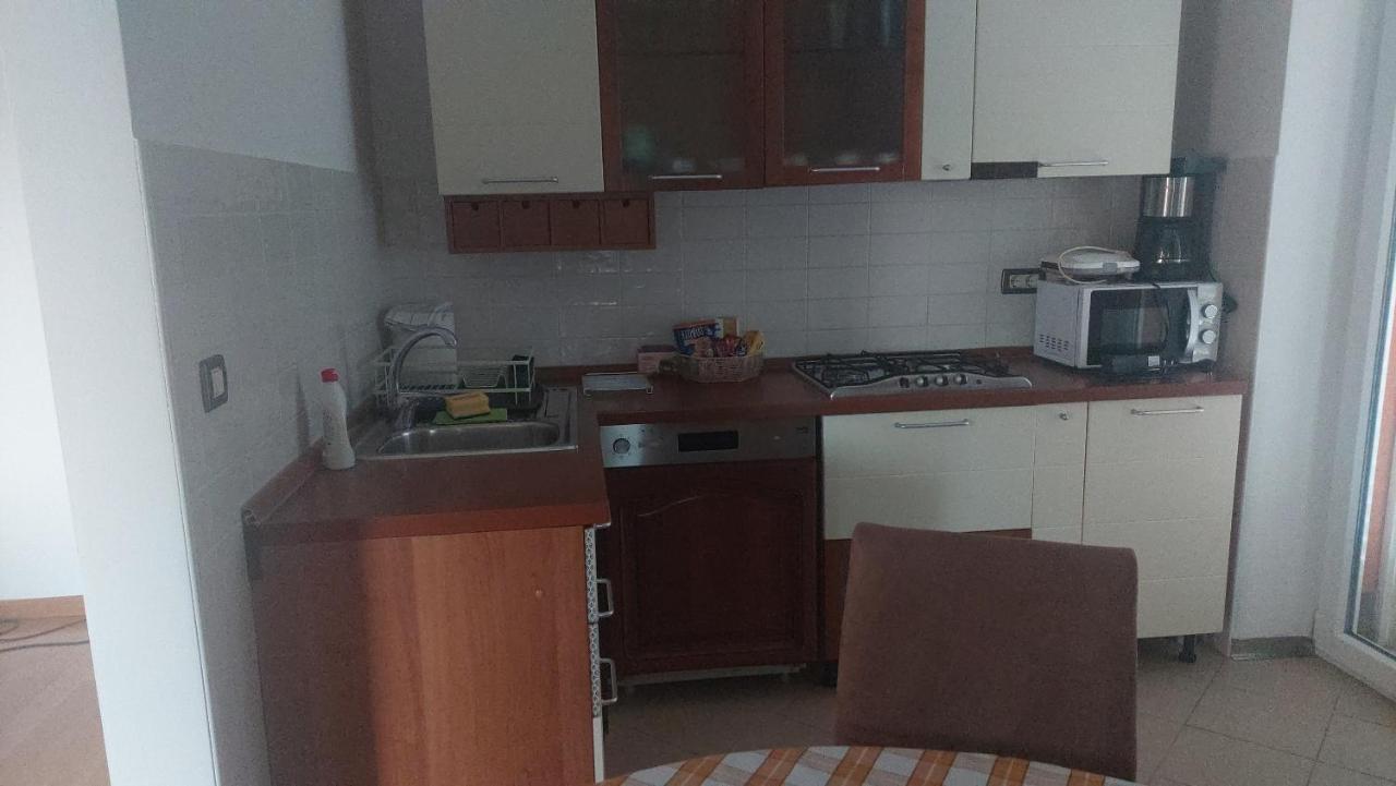 Apartments In Villa Azra Rijeka Luaran gambar