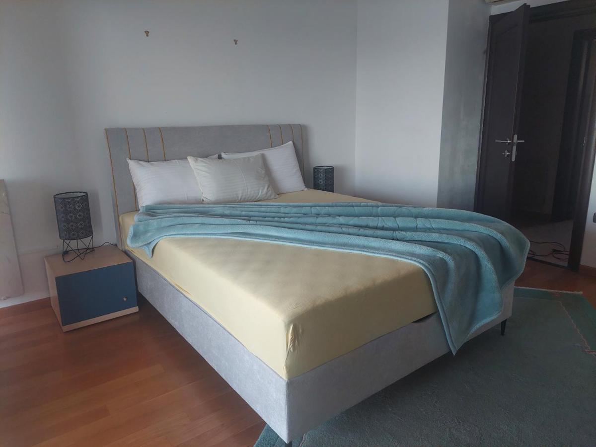 Apartments In Villa Azra Rijeka Luaran gambar