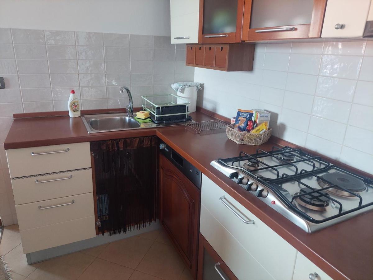 Apartments In Villa Azra Rijeka Luaran gambar