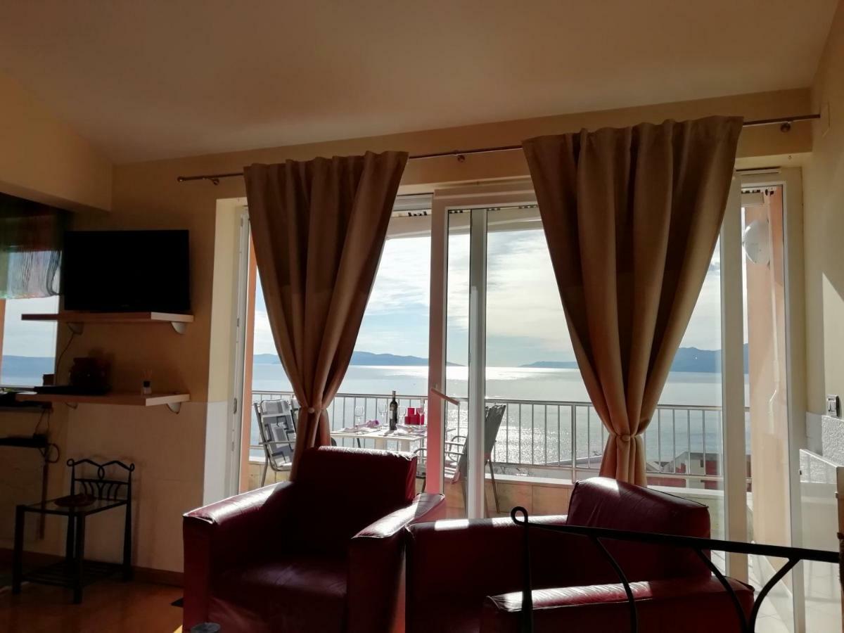 Apartments In Villa Azra Rijeka Luaran gambar